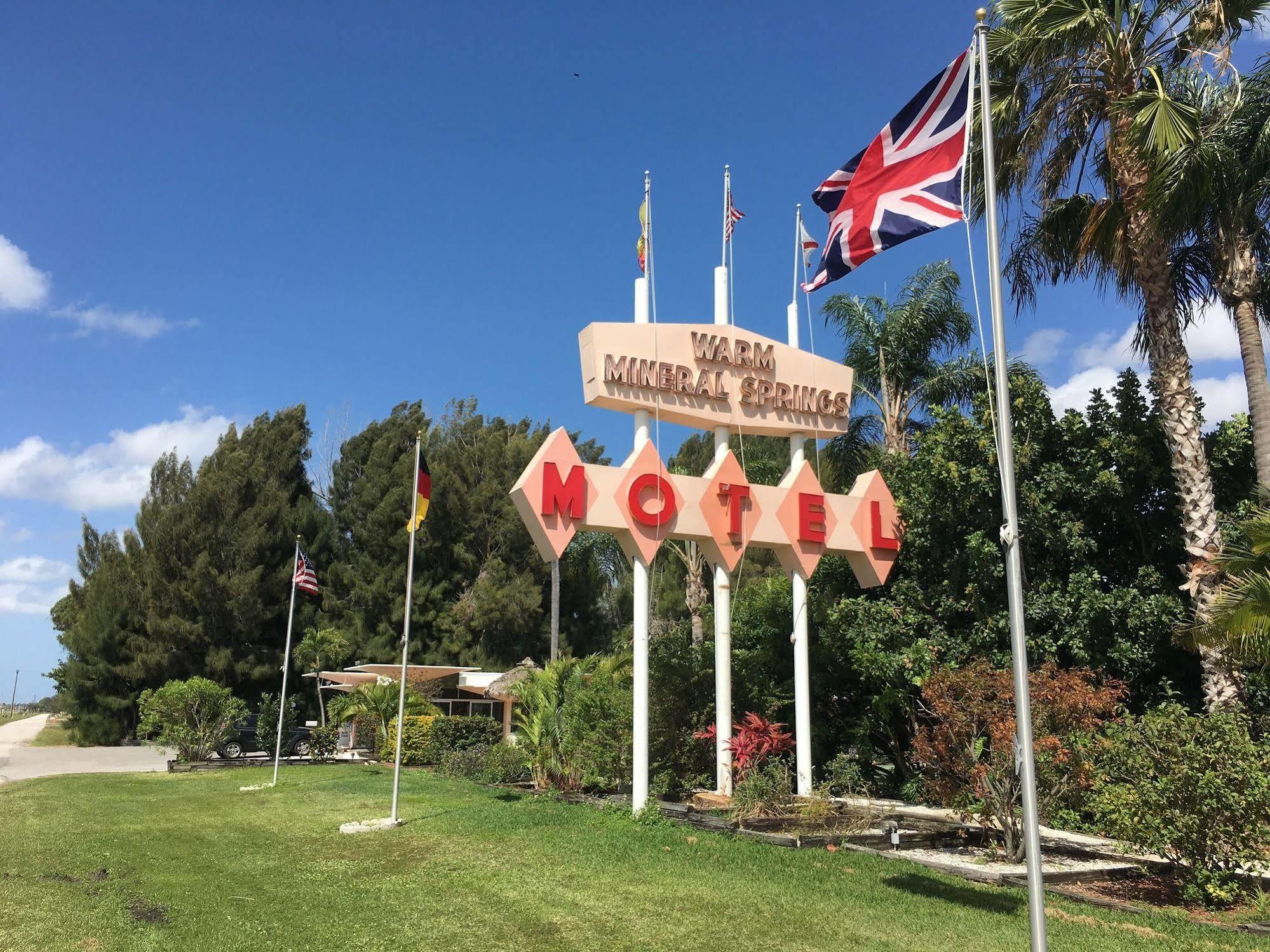 Warm Mineral Springs Motel 北港 外观 照片