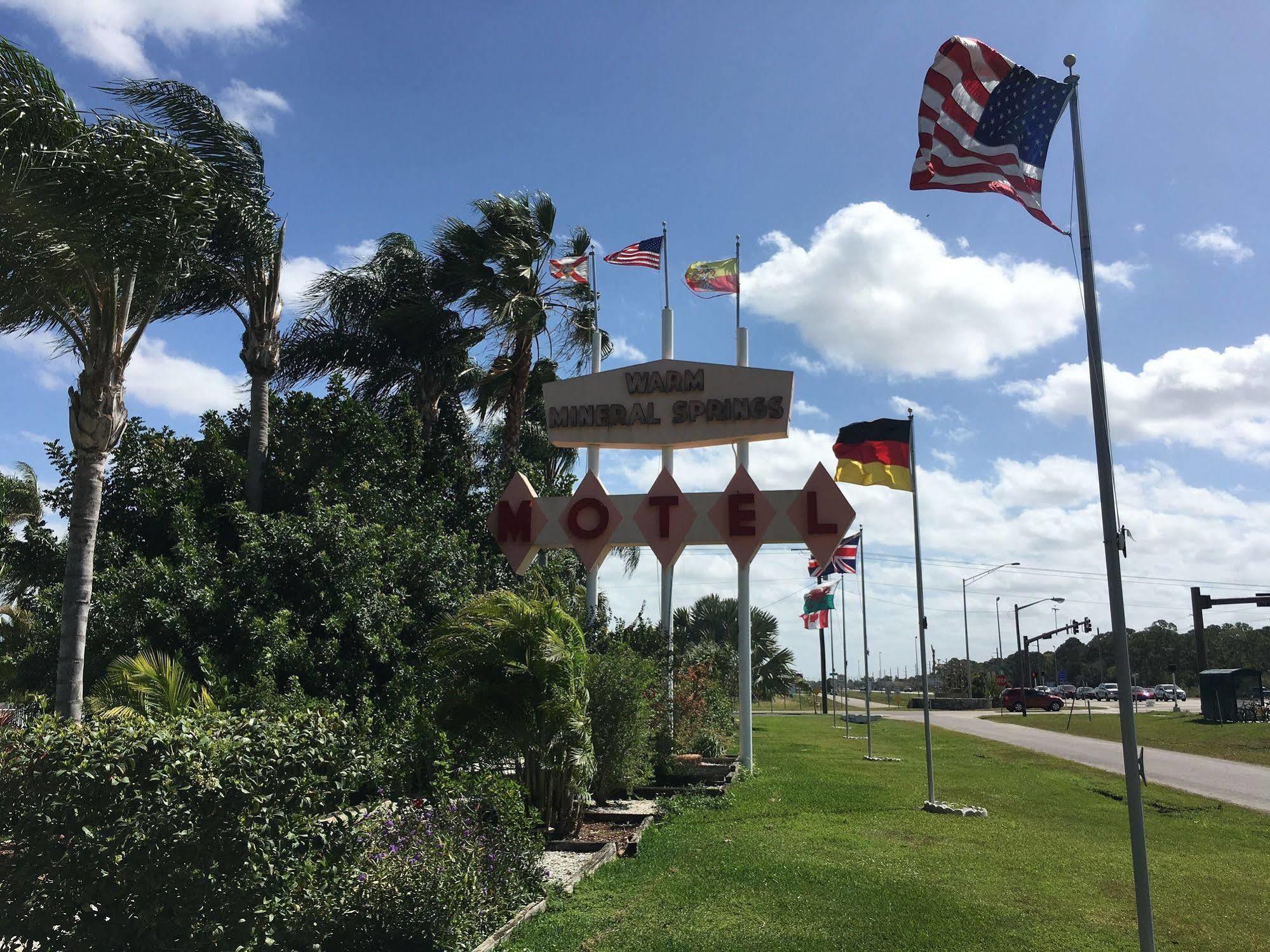 Warm Mineral Springs Motel 北港 外观 照片